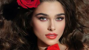 Theo Rose lovește din nou! Mesajul pe care l-a publicat artista în mediul online. Fanii au rămas surprinși: “Nu tu ai vrut succes?”