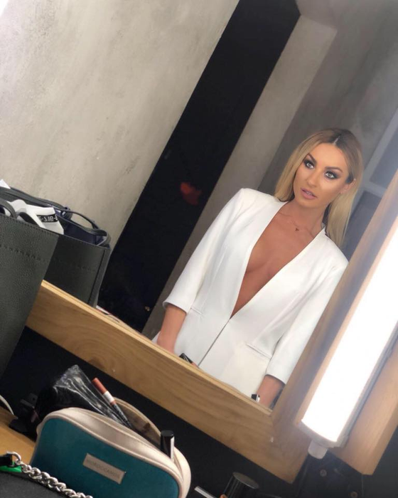 Flavia, OUT de la „Neatza”. Decizia boșilor de la Antena 1