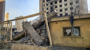 Dezastrul din Teheran, în imagini. Cum arată Capitala Iranului după atacurile lansate de SUA și Israel
