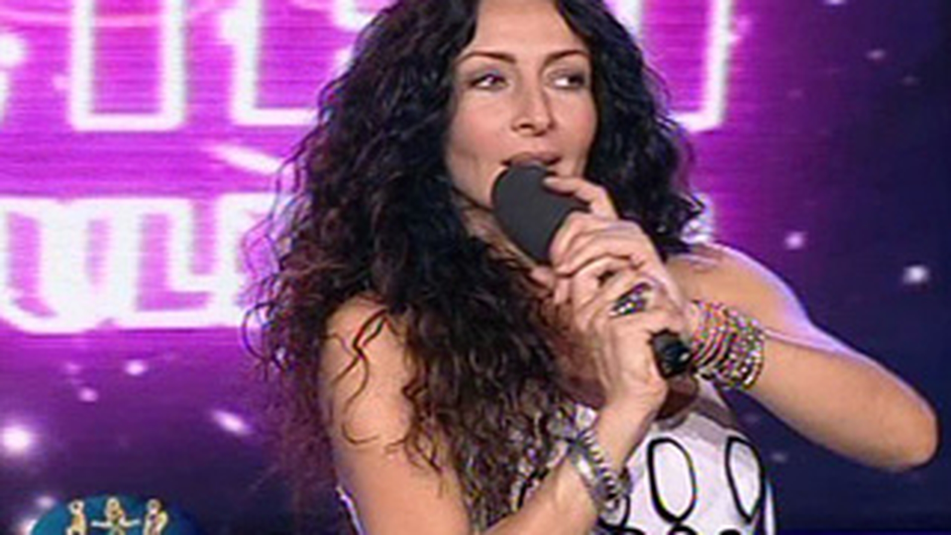 Mihaela Radulescu se imbraca de la acelasi designer ca si Lady GaGa! Uite cum arata intr-o rochie Ingrid Vlasov!