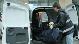 Un hunedorean i-a spus soției că merge cu mașina la service, dar a făcut infarct în timp ce...