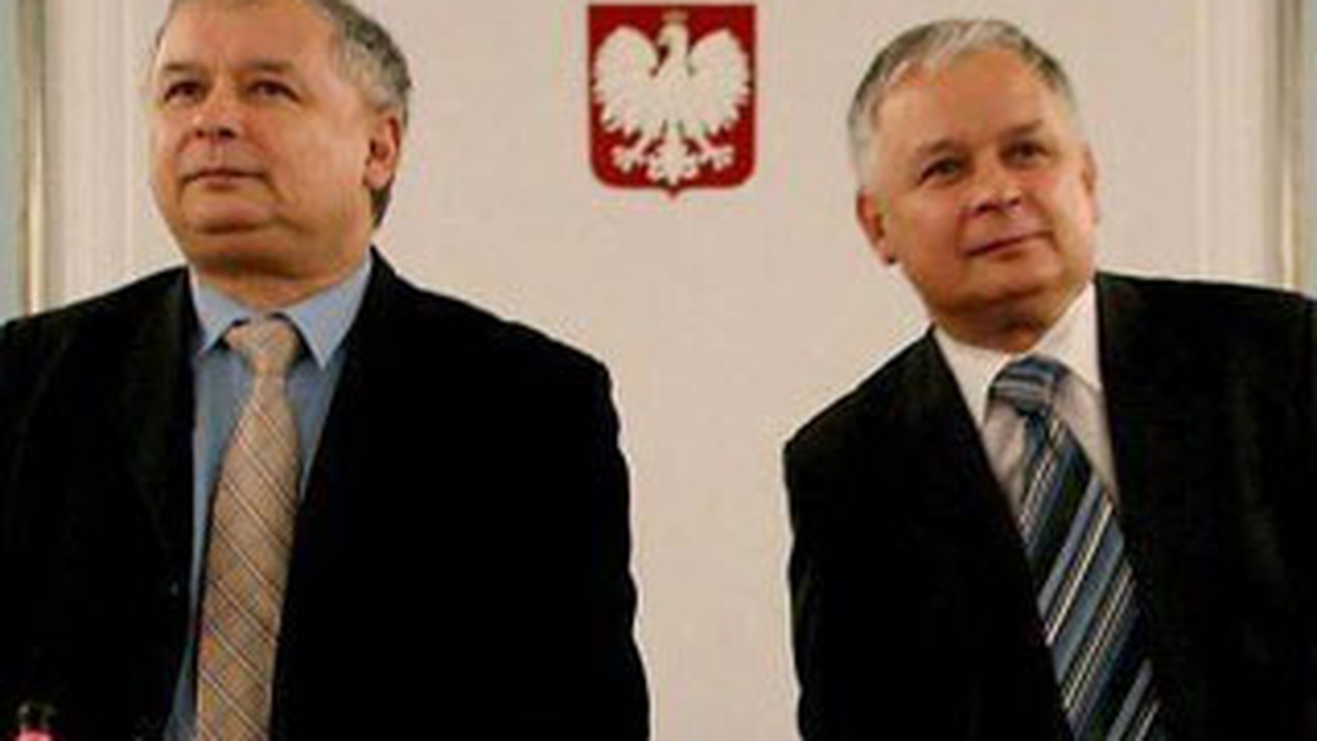 Kaczynski era beat cand avionul prezidential s-a prabusit!