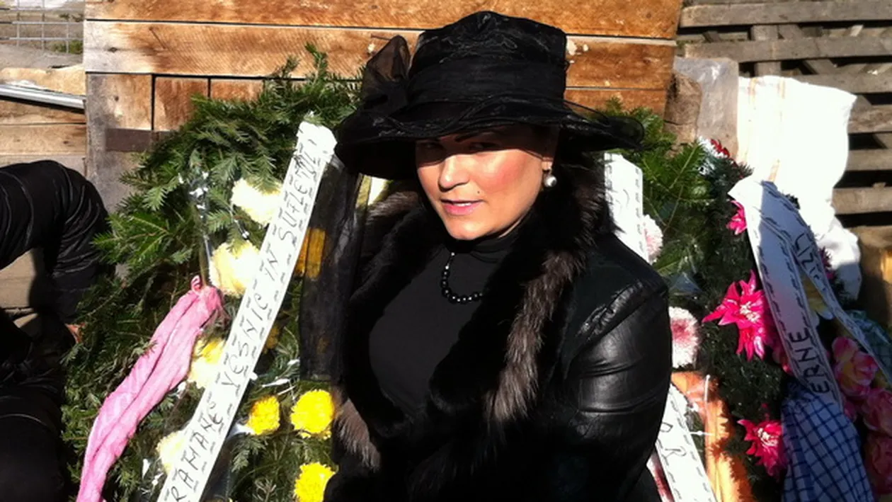 E in doliu! Sexy-peremista plange de doua zile dupa ce a pierdut o fiinta foarte draga. Afla ce s-a intamplat!