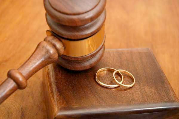 Sorana Frunzăverde divorțează după 8 ani de mariaj