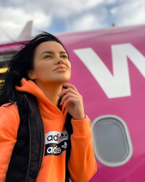 Carmen de la Sălciua, priveliște de zile mari! Cum arată în colanți, la sală…