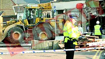 Banca jefuita cu buldozerul