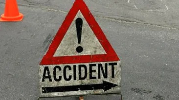 Trafic blocat în București! 5 mașini au fost implicate într-un accident produs în Pasajul Obor
