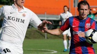 Universitatea Cluj – Steaua 1-2 Se vede mana lui Piturca
