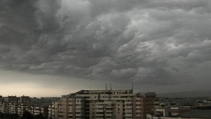 Jumătate de ţară este afectată de această informare meteo! ANM a emis o atenţionare de cod galben de furtuni
