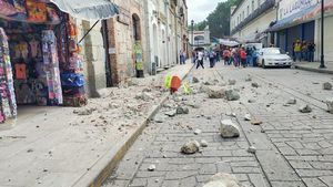 Cutremur de 7,5 grade pe scara Richter, în Mexic. Autoritățile au emis alertă de tsunami. VIDEO