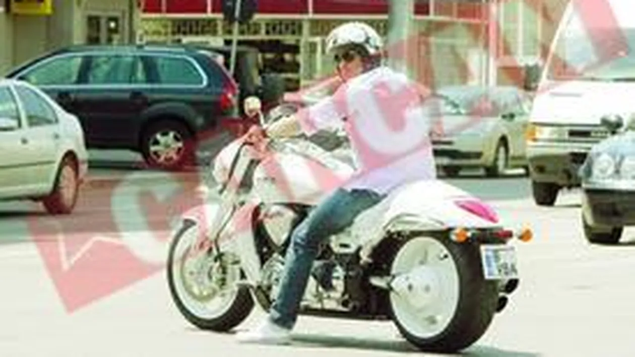 Bogdan Vladau si-a scos motorul la promenada