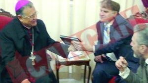 Au inceput negocierile pentru "Biblia Universala"!