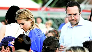 Luiza Bogdan, mama de imprumut pentru fiica lui Costan! L-a luat la pachet cu un copil