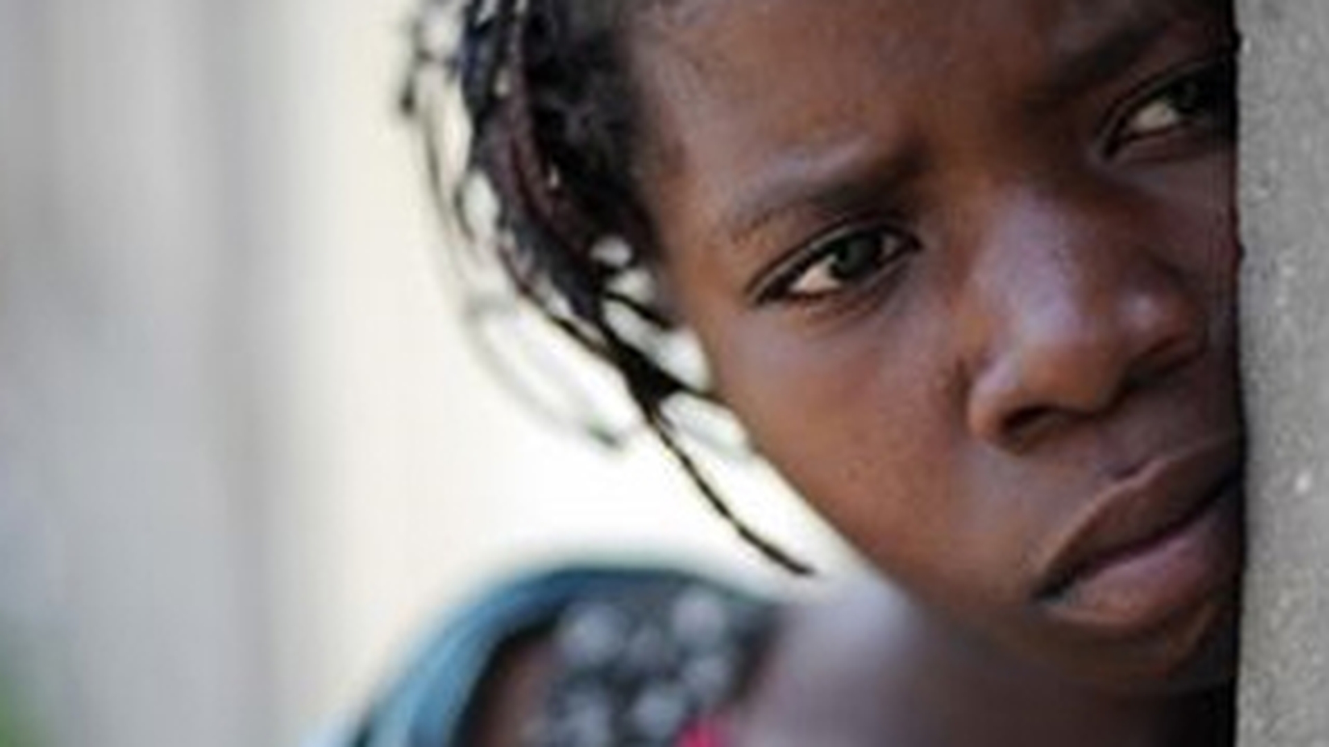 INFIORATOR! 48 de femei sunt violate in Congo in fiecare ora