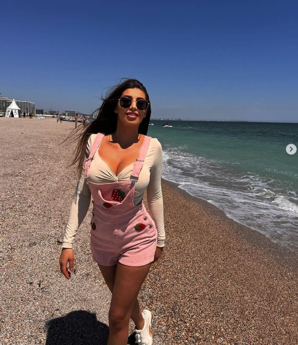 Lavinia, managerul Taverna Racilos din Mamaia/ sursă foto: Instagram