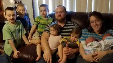 Povestea incredibilă a Amandei, mama care are 9 copii la doar 29 de ani: „Nu a fost un an în care să nu fiu însărcinată”