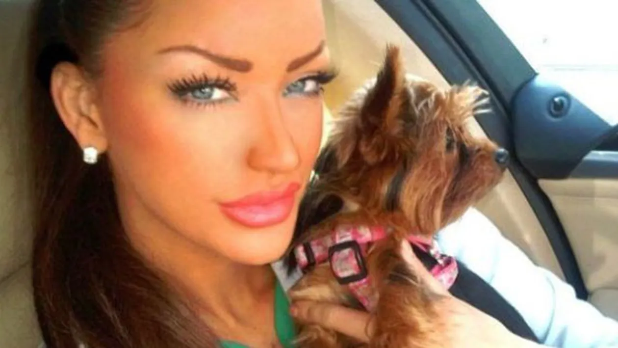 Cele mai HORROR fotografii ale Biancai Dragusanu! E atat de slaba incat ii numeri coastele