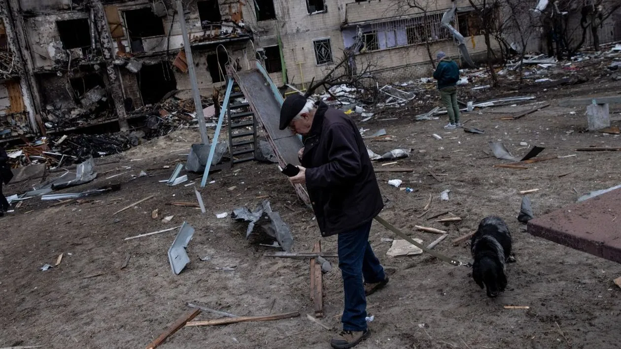 Ți se rupe sufletul! Mihail și părinții lui au fost uciși de o rachetă rusească în timp ce dormeau