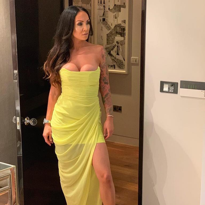Bărbații nu au nicio șansa! Ea susține că este prea frumoasă pentru a avea iubit: ”Nimeni nu mai…” GALERIE FOTO