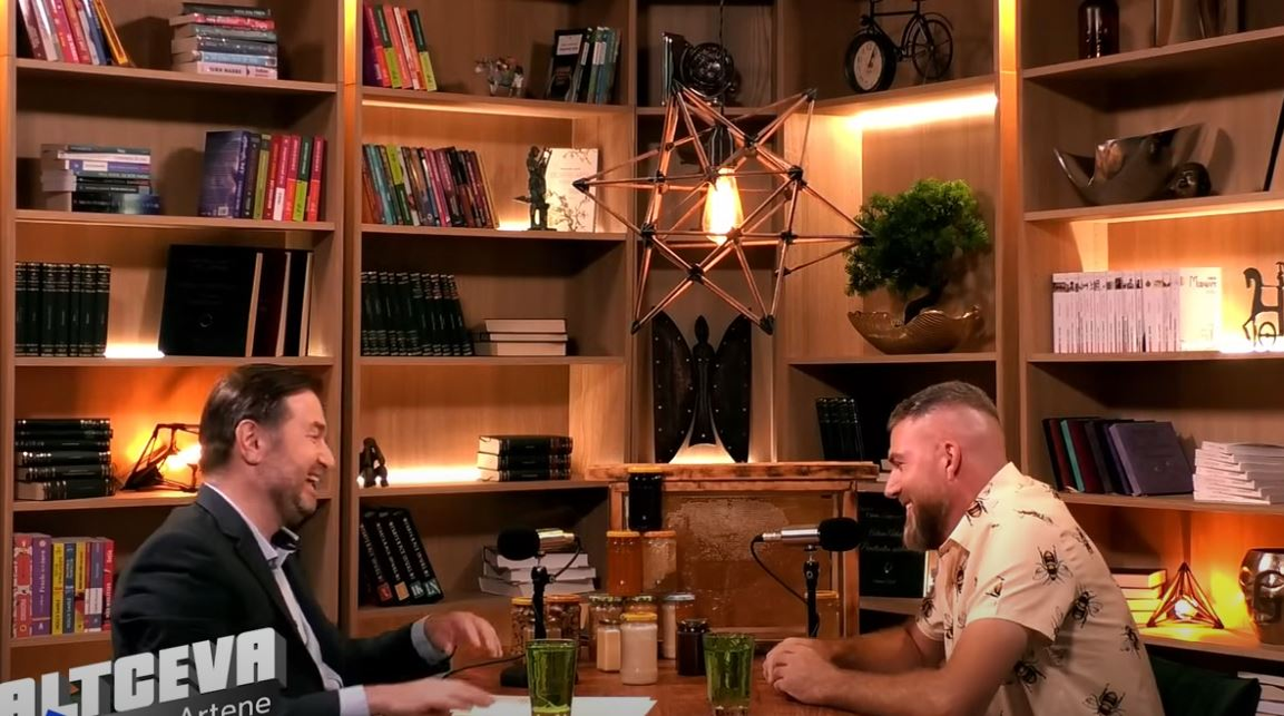 Omul-albină este invitatul lui Adrian Artene la podcastul Altceva