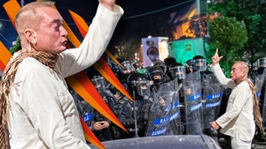 Adevărul despre averea "bărbatului îmbrăcat în alb" de la Jandarmerie! Ce salariu are colonelul Cătălin Paraschiv și ce mașini conduce!