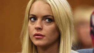 Strategia ciudată a lui Lindsay Lohan de a scăpa de fani! Uite ce a putut să facă, în mijlocul unui club