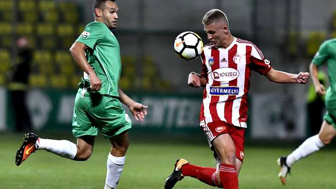 În sezonul trecut, Constantin Dima (stânga) a fost împrumutat de Dinamo la Sepsi