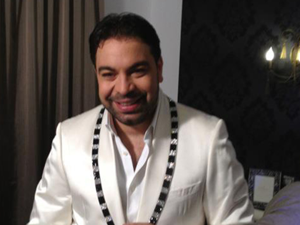 A spus că se lasă de cântat după bătaia încasată, dar spre bucuria fanilor Florin Salam s-a răzgândit