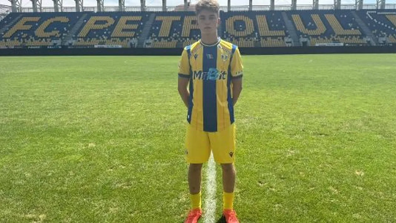 Ultimele imagini postate de Mario Cofaru, fotbalistul de doar 16 ani spulberat de tren în Comarnic