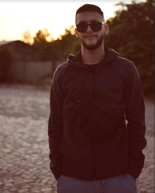 Povestea lui Edi Alexandru, tânărul care a rupt internetul în două: ”M-am trezit cu sute de mesaje!” VIDEO