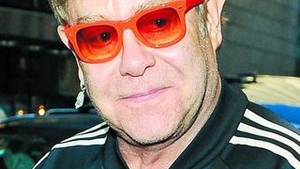 Il vrea mort pe Elton John