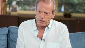 Leslie Grantham a murit la vârsta de 71 de ani! Apropiații regretatului actor sunt îngenunchiați de durere