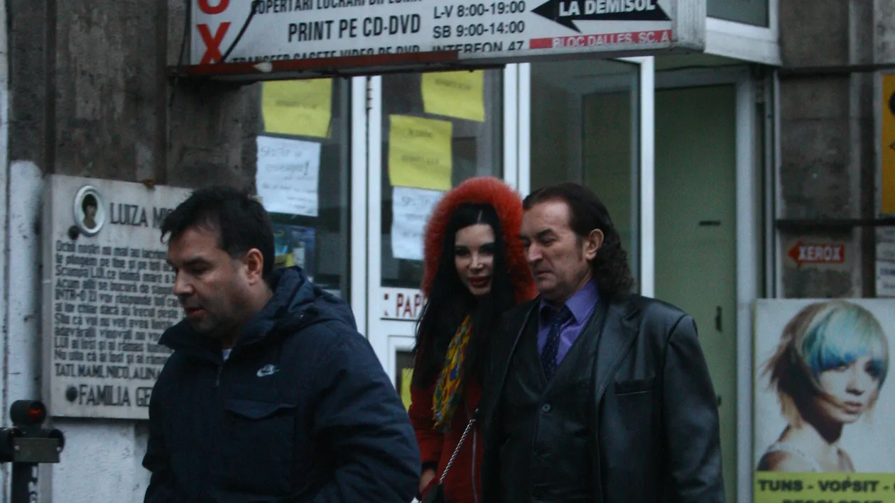 Nu se desparte niciodata de “flacara violet”! Miron Cozma are haine norocoase