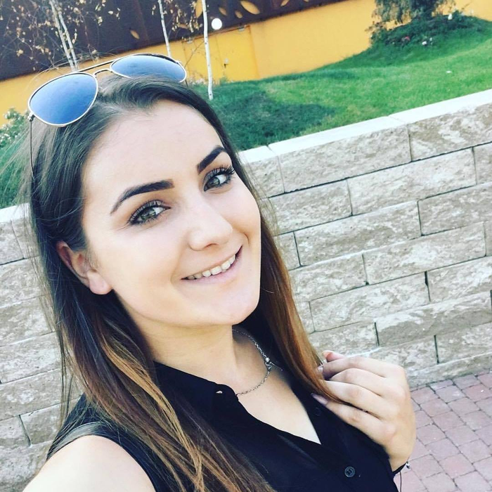 Cum arăta Larisa Popa, înainte de operațiile estetice! Angajata lui Pescobar s-a transformat total în ultimii ani