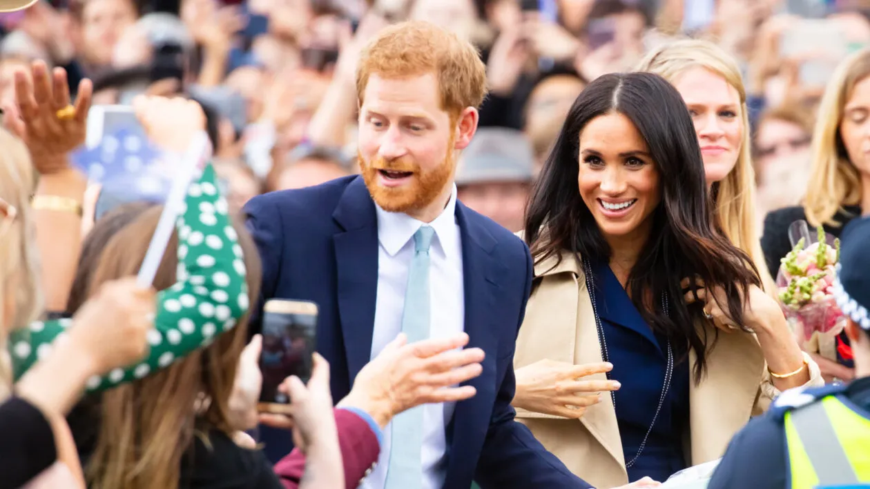 Cadou de Crăciun pentru fani! Prințul Harry și Meghan Markle au publicat imagini noi cu Archie și Lilibet