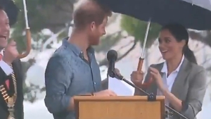 Meghan Markle și Prințul Harry au renunțat la protocoale și au arătat cât de mult se iubesc! Cum s-au comportat în timpul unui discurs