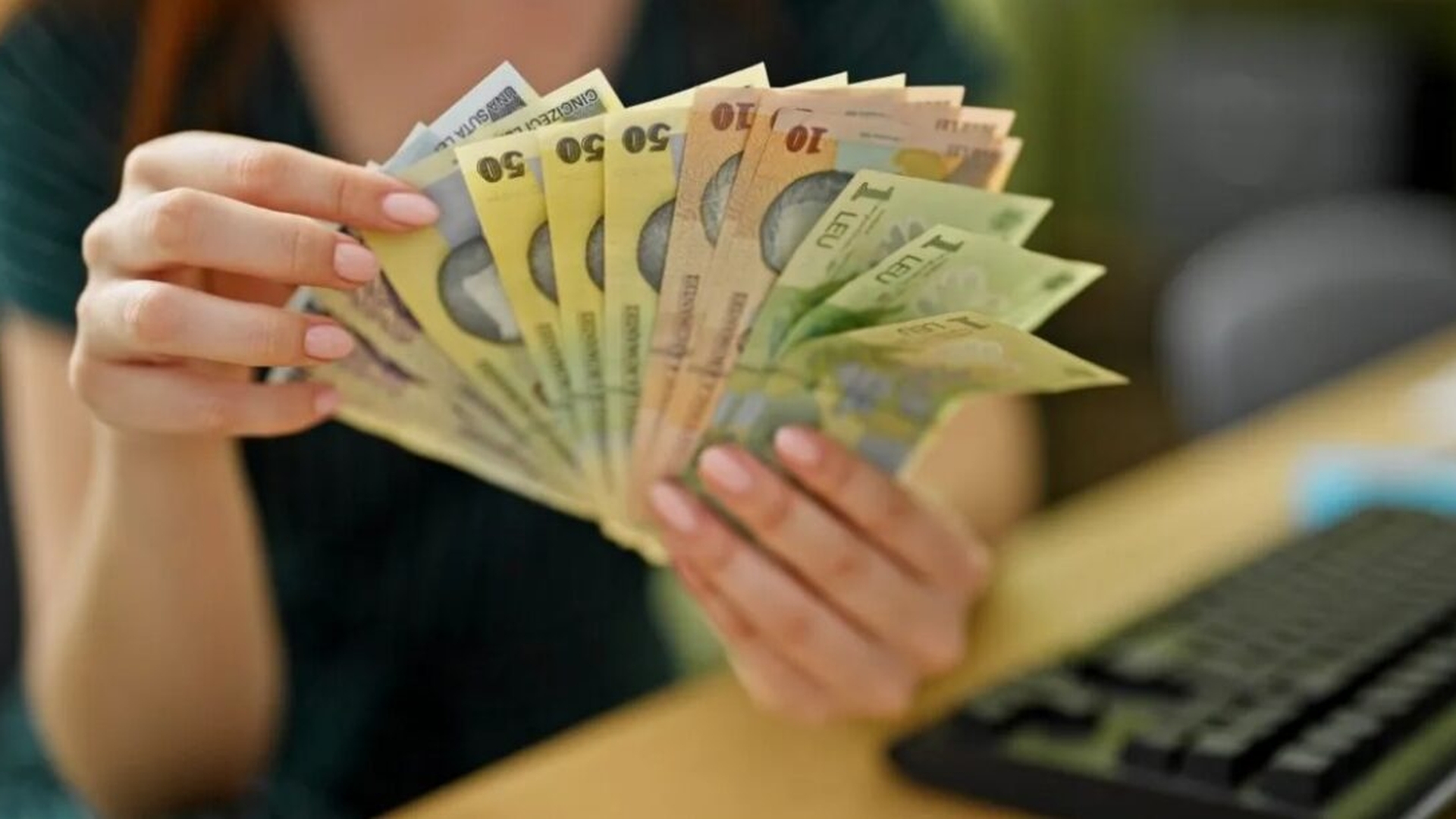 Se schimbă piața muncii din România. Meseriile pentru care salariile au ajuns la 8.000 de lei