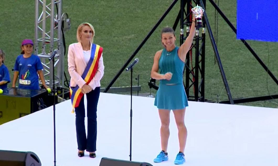 Gabriela Firea, alături de Simona Halep, pe Arena Națională