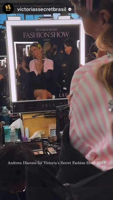 Andreea Diaconu, modelul român care a defilat alături de celebrități renumite/ Sursa foto: Instagram