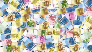 Curs valutar 8 ianuarie 2020. Câți lei costă un euro și un dolar