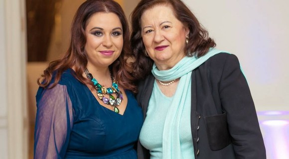 Oana Roman, lovită în plin de criza provocată de coronavirus. “Ne vom baza pe pensia mamei!” Vedeta, probleme inclusiv cu fiica, Isabela