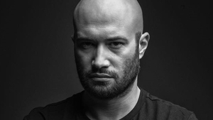 I-au furat identitatea! Mihai Bendeac a trecut la ameninţări: ”Fără dinţi în gură, cu toate degetele fracturate şi cu picioarele rupte”