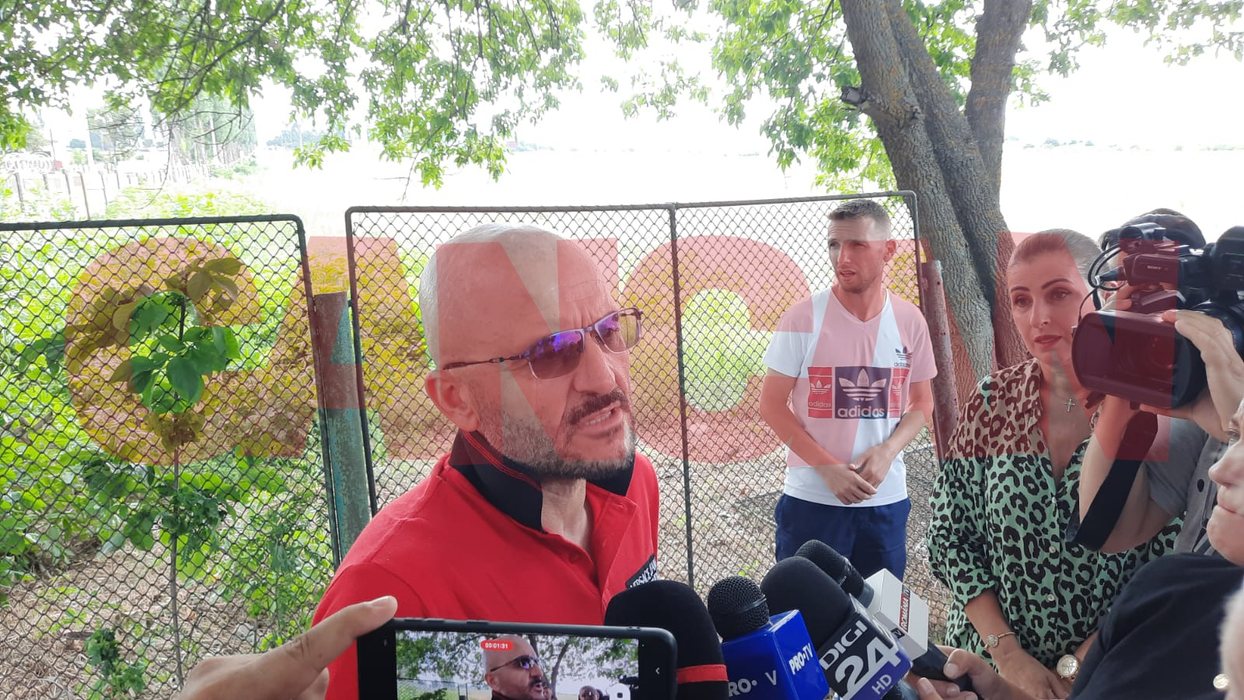 Adrian Mititelu, imediat după eliberare (Foto: CANCAN.RO)