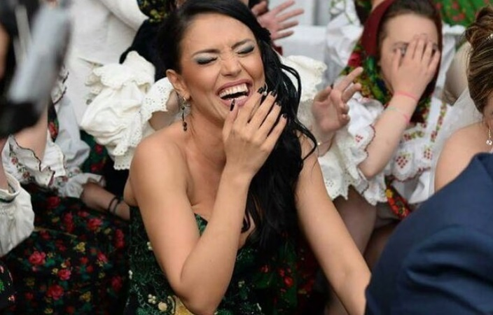 Andreea Mantea, în lacrimi de 8 martie. Ce a impresionat-o atât de mult pe brunetă