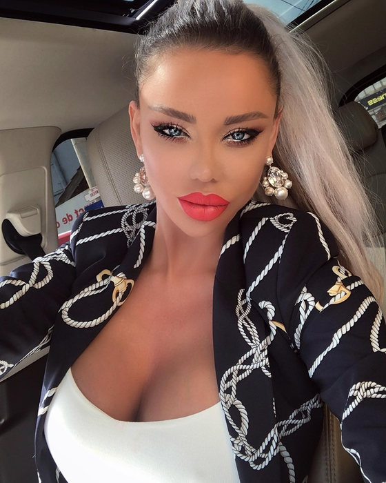 „Gravidă!” Bianca Drăgușanu și-a pus mâna pe burtică și a anunțat în direct la TV că se pregătește să devină mamă din nou