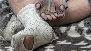 Cum a făcut un cerșetor din Iași 500 de lei în doar trei ore