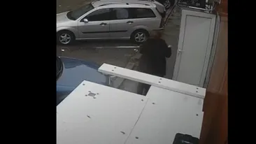 Furtul a devenit o obișnuință! A dat spargerea la o croitorie pentru a sustrage un fier de călcat