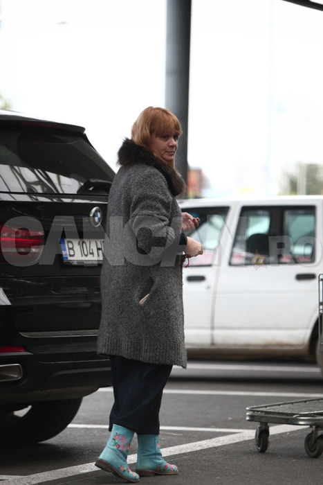 Soţia juratului de la Antenă cumpără cu portbagajul! Doamna BRENCIU a ”devastat” un hipermarket!