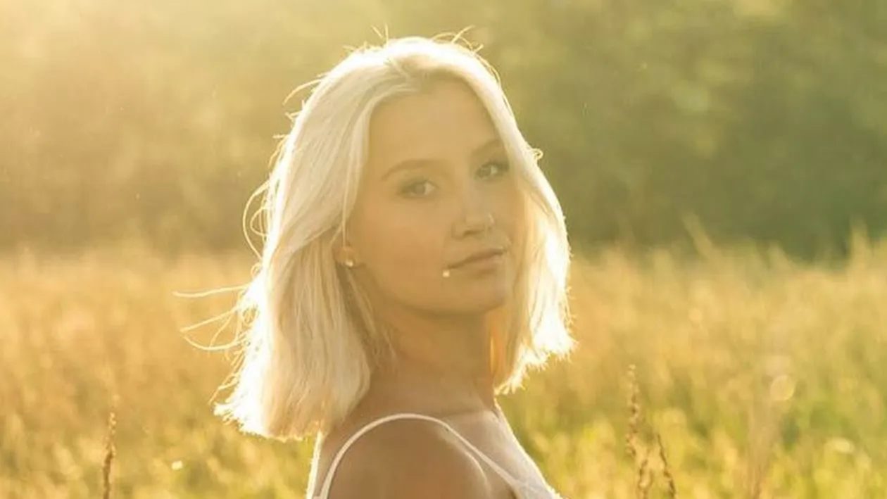 Incredibil! Chelnerița care câștigă într-o zi mai bine decât românii într-o lună