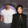 Kris Jenner, la 70 de ani, iubește un bărbat cu 25 de ani mai tânăr! Regula neașteptată după care funcționează relația lor